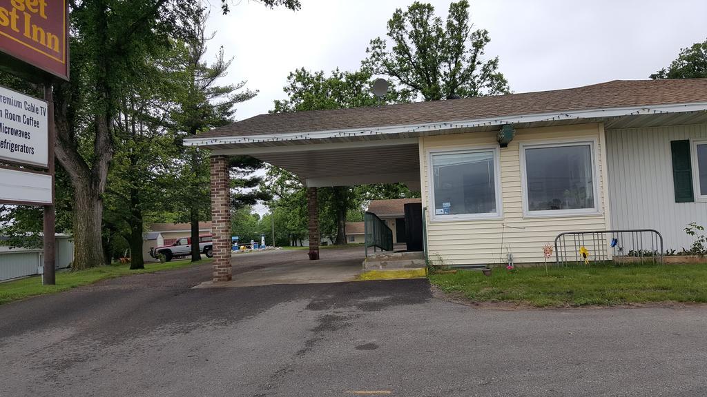 Budget Host Inn Detroit Lakes Extérieur photo