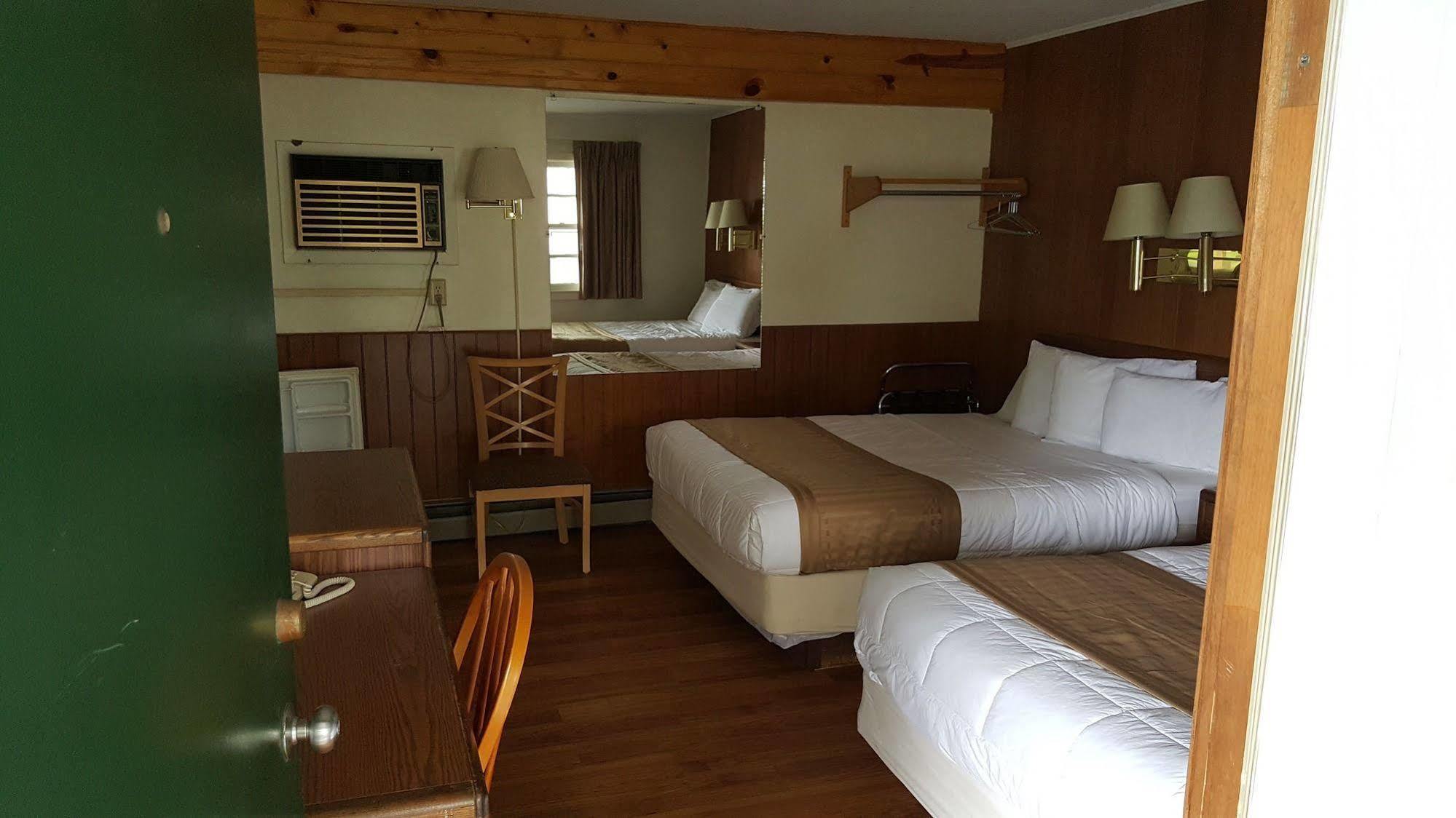 Budget Host Inn Detroit Lakes Extérieur photo