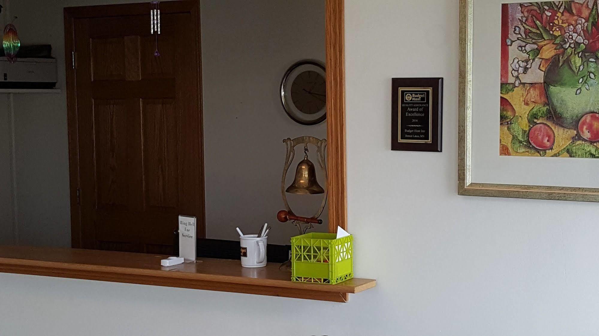 Budget Host Inn Detroit Lakes Extérieur photo